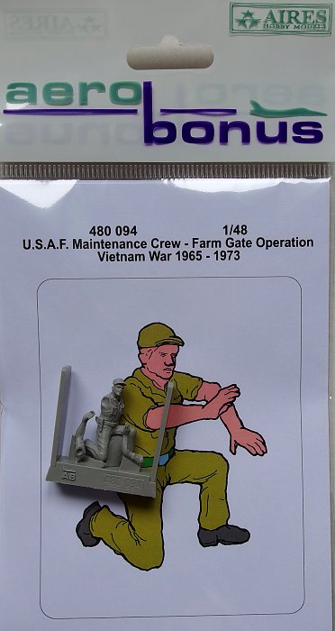 1/48 USAF Maintenance crew farm gate operation V