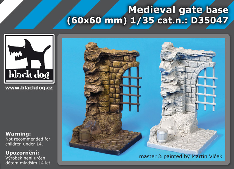 1/35 Medieval gate base (60x60 mm)