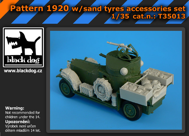 1/35 British Armoured Car - sand tyres (RODEN)