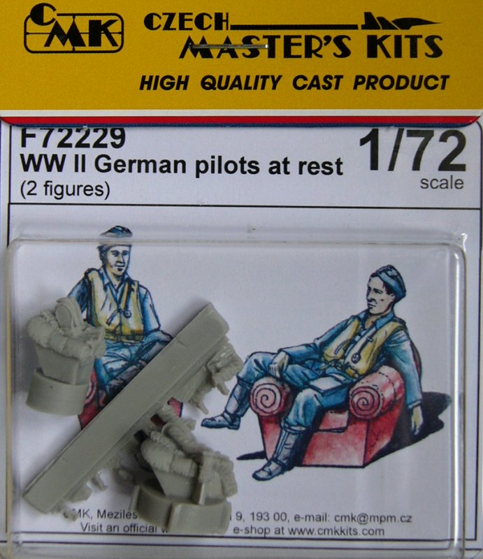 1/72 German pilots at rest WWII (2 fig.)