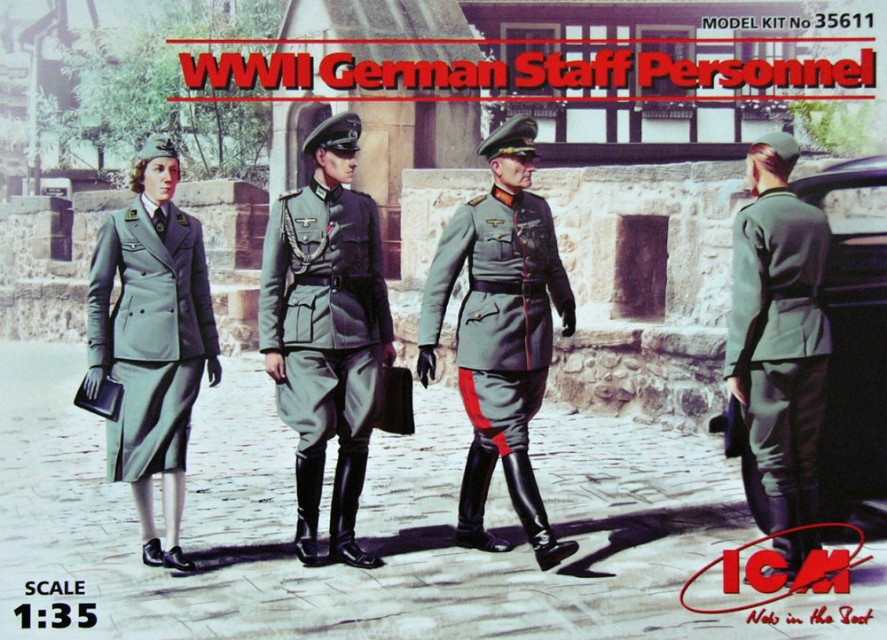 1/35 German Staff Personnel WWII (4 fig.)