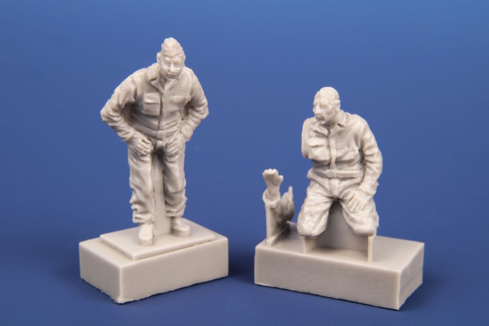 1/72 Hs 162A German Mechanics (2 fig.)