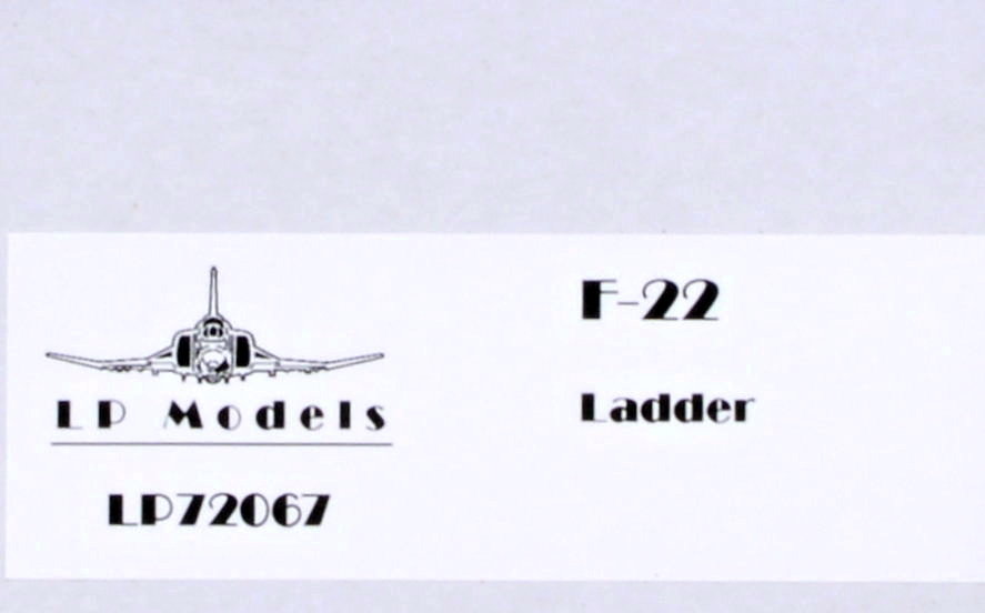 1/72 F-22 Ladder