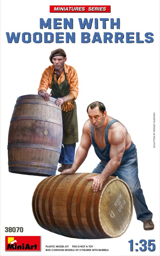 1/35 Men w/ Wooden Barrels (2 fig.)