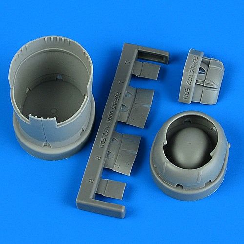 1/72 F6F-5 Hellcat cowling and cooling flaps (EDU)
